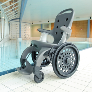 Rullestol Easy Roller 2 For basseng, sykehus og flyplasser