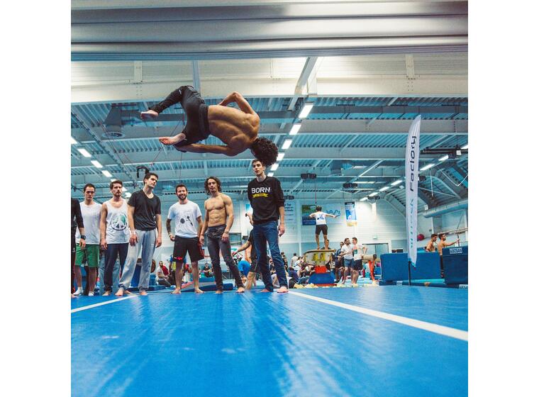 AirTrack | AirTrick 600 x 400 x 30 cm 