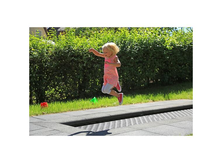 Nedfelt trampoline Kids Track 4m Til offentlige lekeplasser 