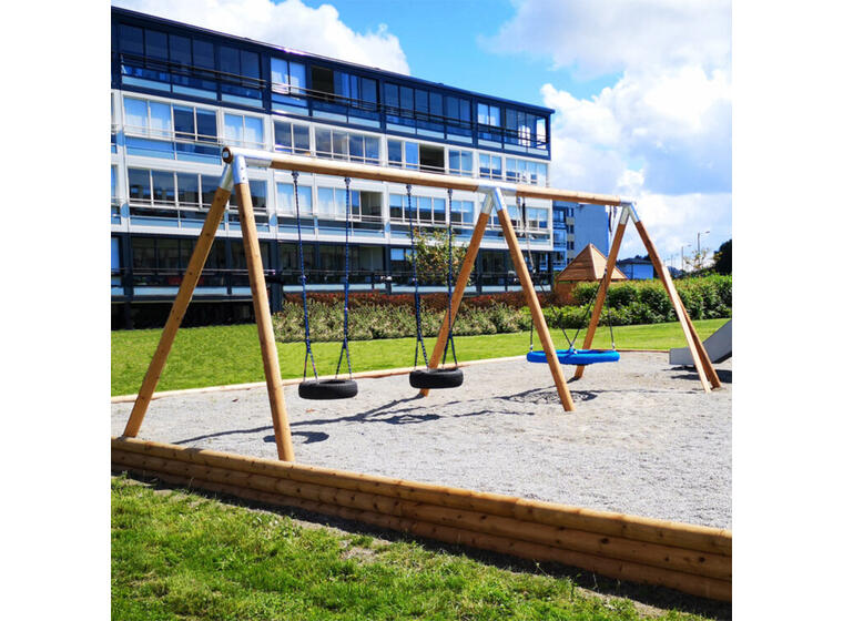Huskestativ Komplett i rundstokk med birdnest og to dekkhusker 