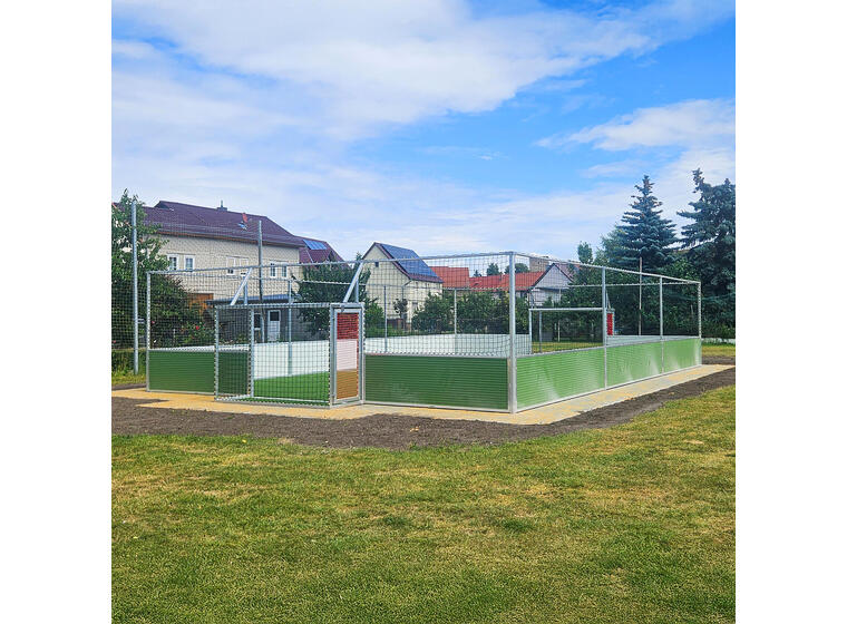 Arena Pro Multibane 10 x 7 meter Robust ballbinge med integrerte mål 