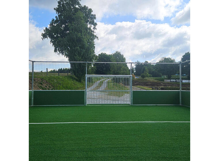 Arena Pro Multibane 10 x 7 meter Robust ballbinge med integrerte mål 