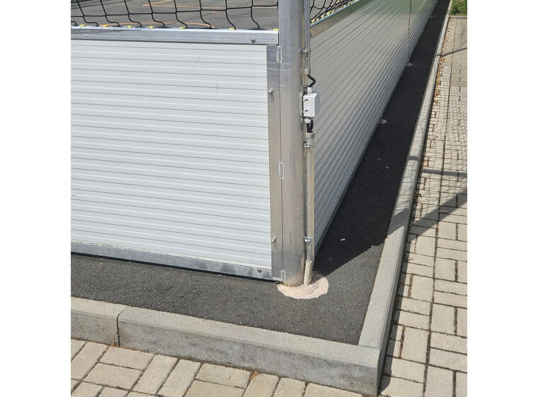 Arena Pro Multibane 10 x 7 meter Robust ballbinge med integrerte mål 