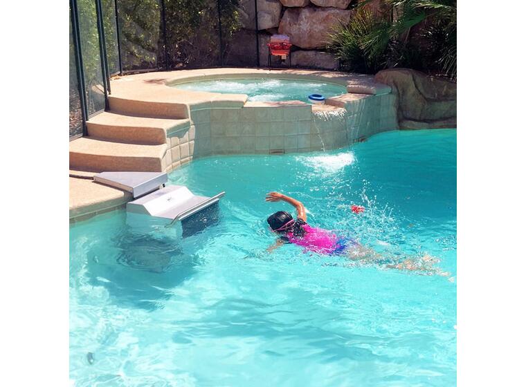 Endless Pools® Fastlane motstrømsgener. Deck mount modell 
