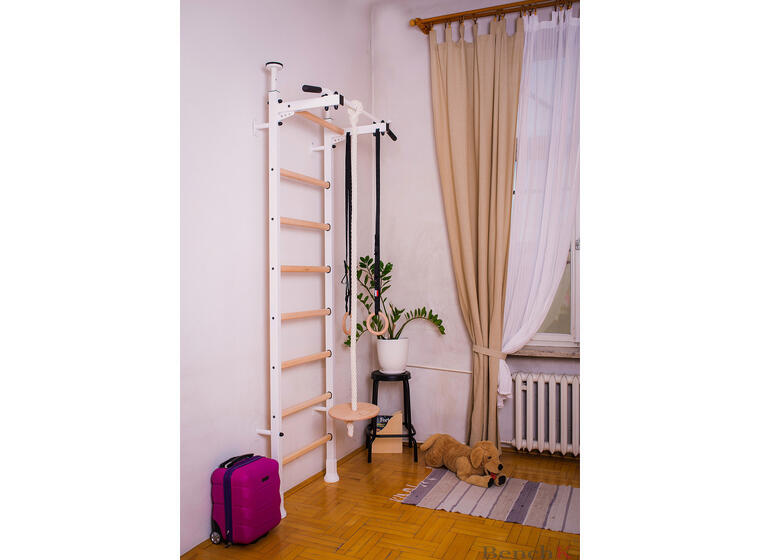 Ribbevegg BenchK 212W Hvit Pull-up | turnringer | husketallerken 