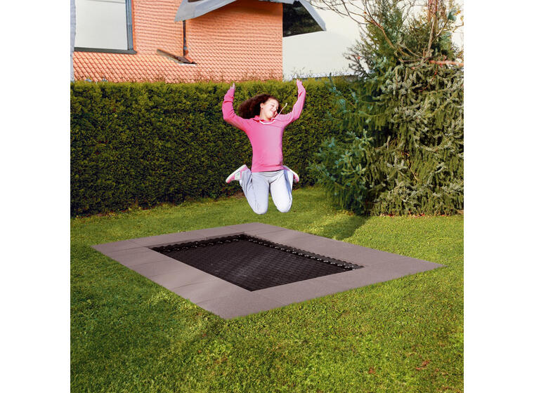 Nedfelt trampoline Adventure + Til offentlige lekeplasser 