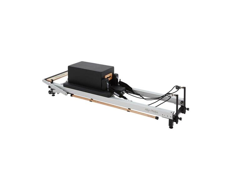 Pilates Reformer C8 Pro Pilatesbenk for studio 