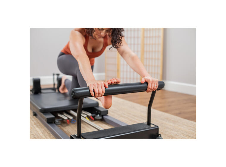 Pilates Reformer Metro IQ Vertikal Pilatesbenk for hjemmetrening 