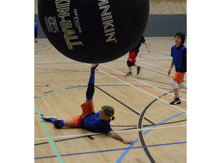 KIN-BALL® Sport 122 cm - svart Den offisielle KIN-BALL® 