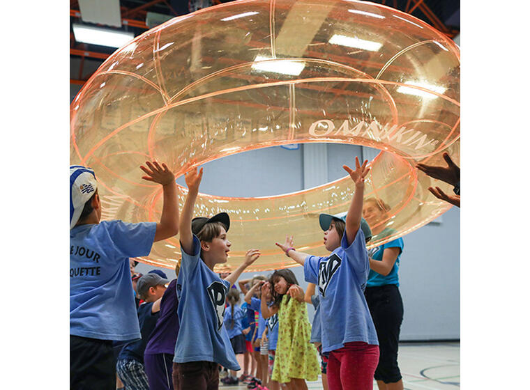Omnikin® Giant Tube Ring for vann og land 