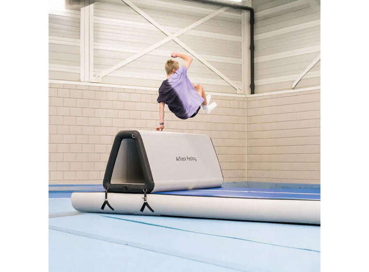 AirTrack | AirParkour AirObstacle | Oppblåsbart hinder 