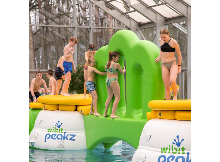 Wibit Peakz Pool 4 Vannhinderløype med 4 Small Peakz 