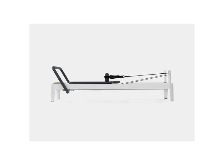 Pilates Reformer Balanced Body Allegro 2 Pilatesbenk for studio- og hjemmebruk 