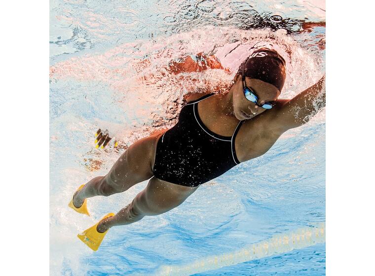 FINIS Zoomers Gold Svømmeføtter 44-45 Korte blad | Gul 