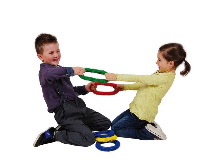 Aku Ring 17 cm 1 stk | Taktil og fleksibel ring 