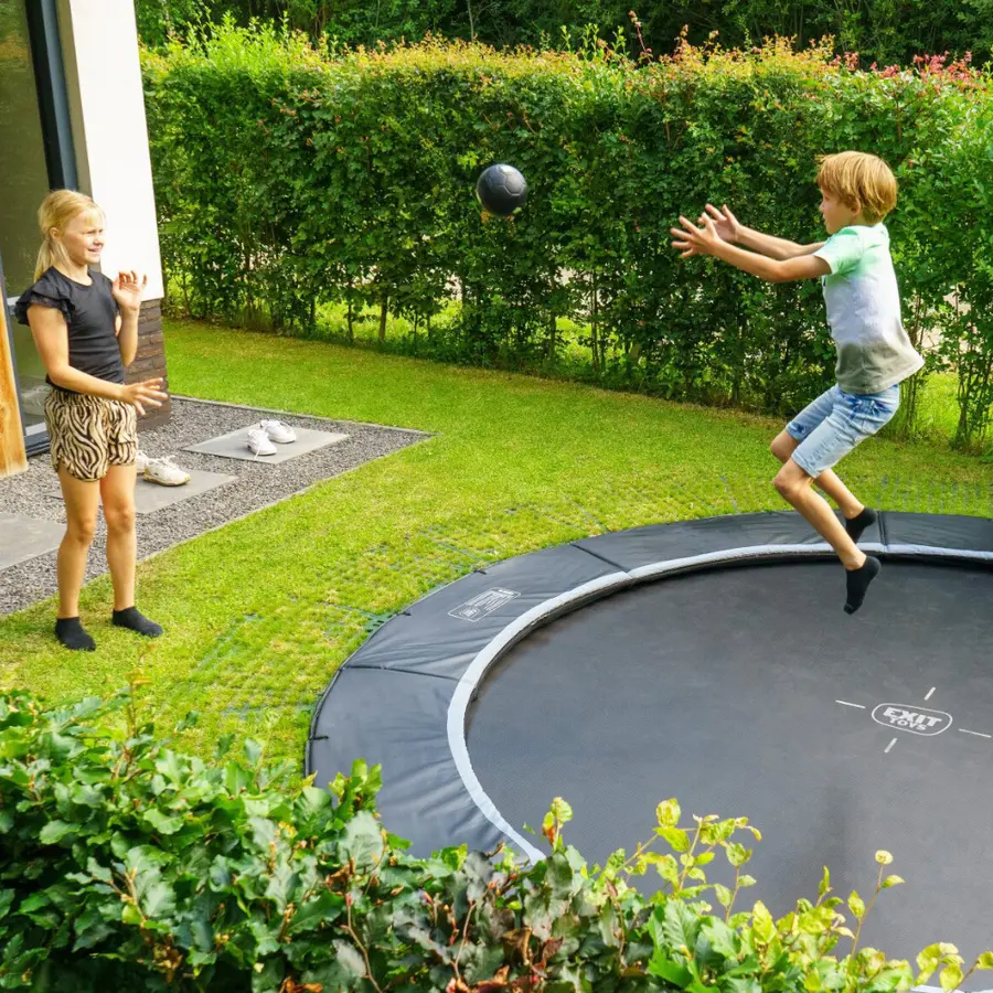 EXIT Dynamic Bakketrampoline Sikkerhetskant | 305 cm | Svart 