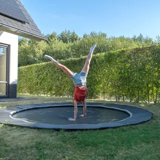 EXIT Dynamic Sports Bakketrampoline Sikkerhetskant | 366 cm | Svart
