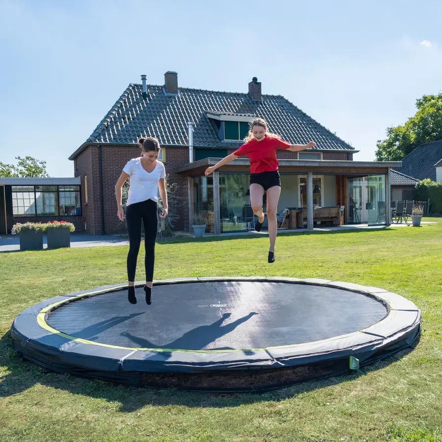 EXIT Silhouette Sports Bakketrampoline 244 cm | Svart | Uten sikkerhetsnett 
