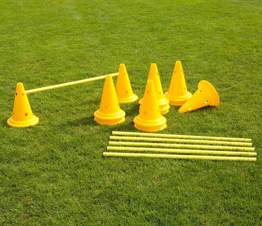 Hindersett til trening Gul 12 kjegler | 6 stenger | 30 cm 