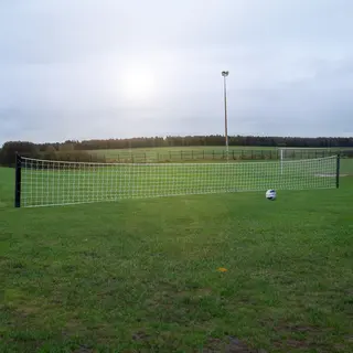 Fotballtennis - sett utend&#248;rs 9x1 m Nett med stolper til fotball og tennis