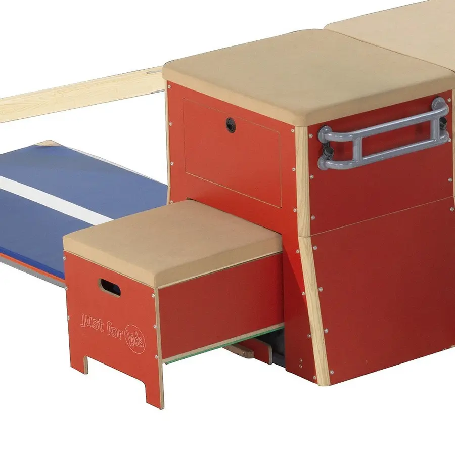 Multibox Just for Kids Med stige og uttrekkbart trinn 