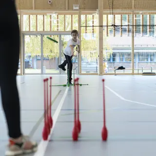 Flyvende Bowling Morsomt kastespill til kropps&#248;ving