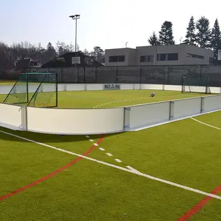 Multibane B | uten mål 20 x 10 m | Ballbinge inkl. tralle