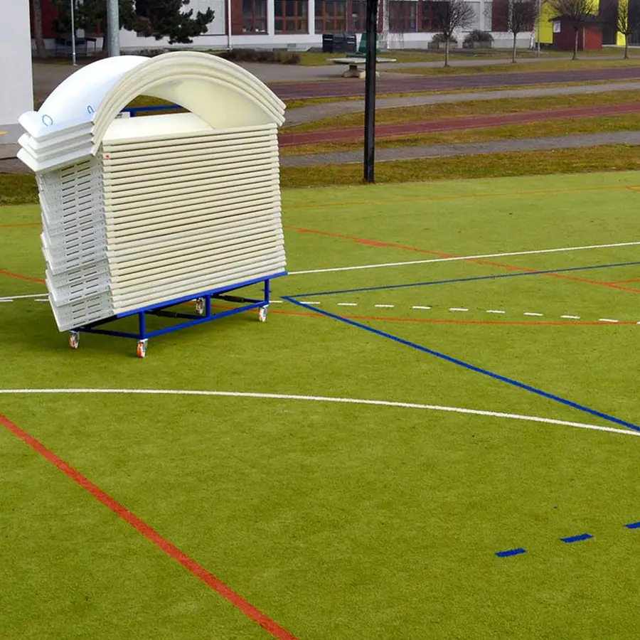 Multibane | med mål 20 x 10 m | Ballbinge inkl. tralle 