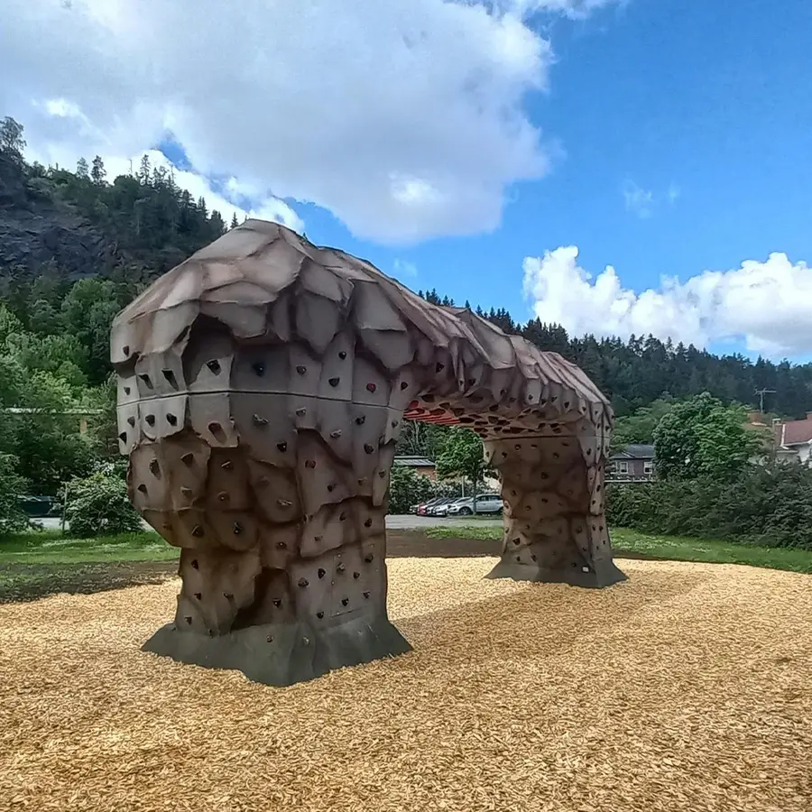 Buldrevegg Twin Mountain Buldrestein | Klatrevegg 