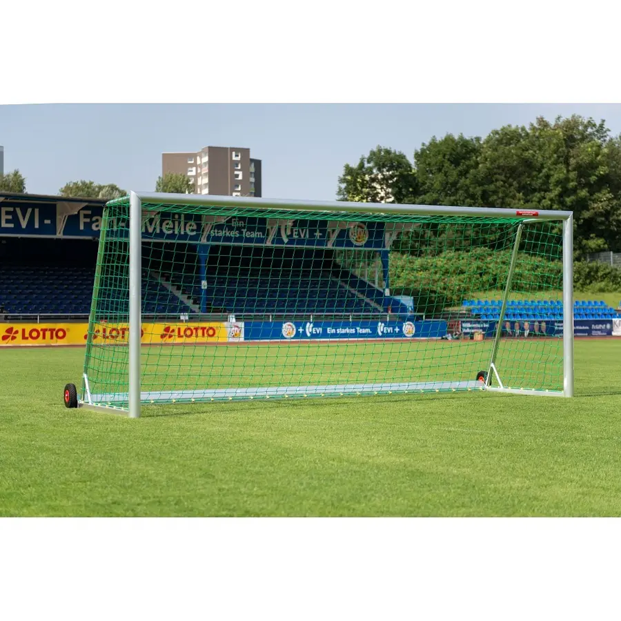 Fotballmål 5x2 m Safety helsveiset 7'er mål | Med hjul | SimplyFix 