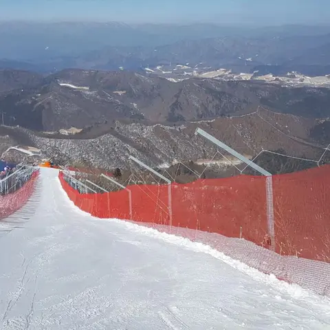 Alpingjerde A for bratt terreng R&#248;dt | 25x4 m | 5x5 cm