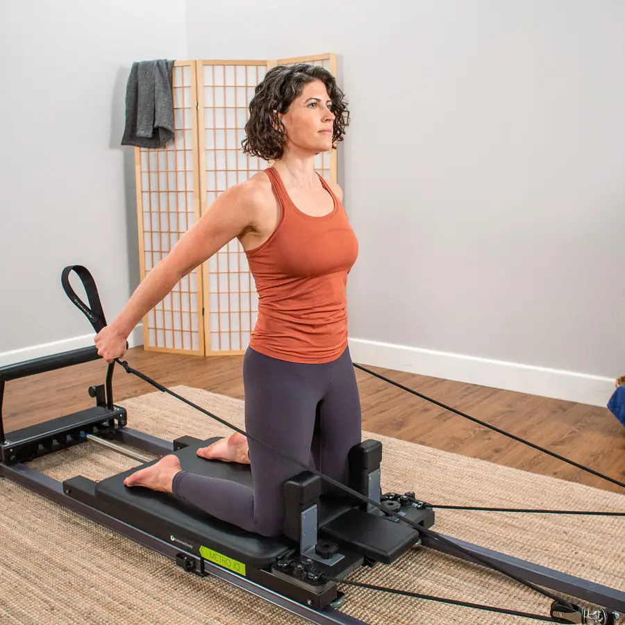 Pilates Reformer Metro IQ Horisontal Pilatesbenk for hjemmetrening 