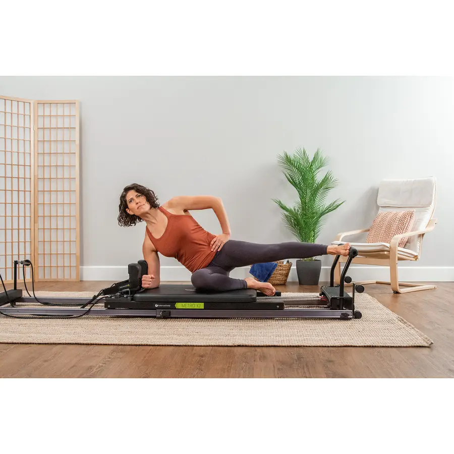 Pilates Reformer Metro IQ Horisontal Pilatesbenk for hjemmetrening 