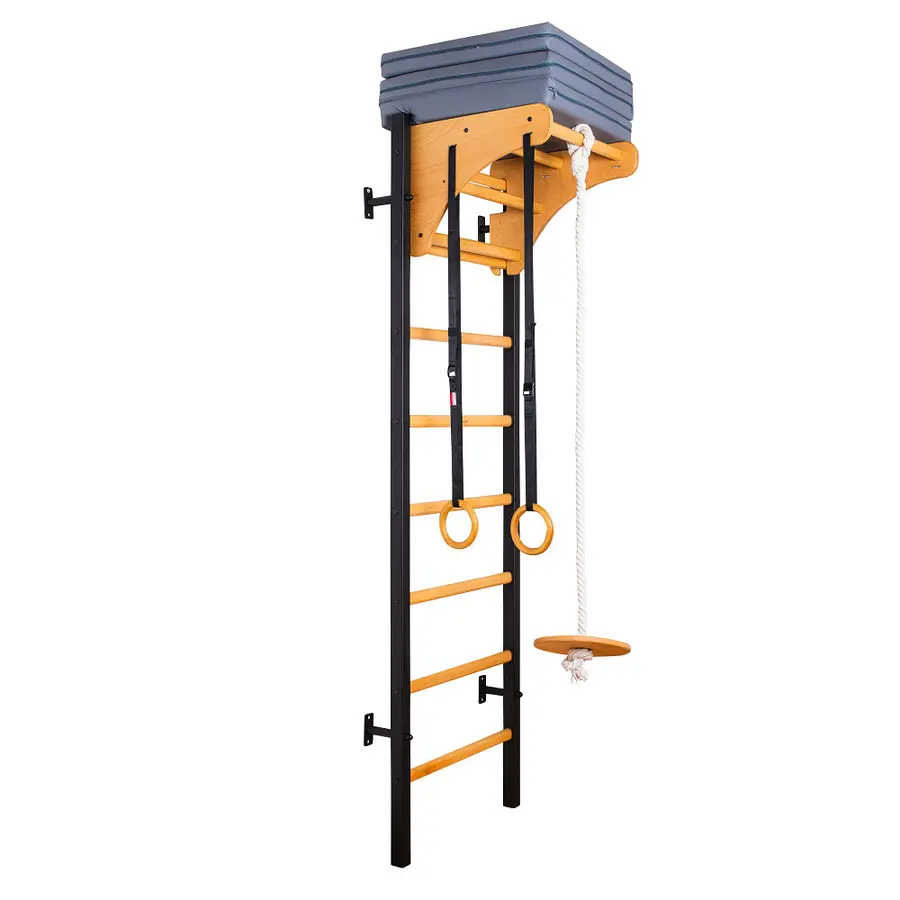 Ribbevegg BenchK 212B Svart Pull-up | turnringer | husketallerken 