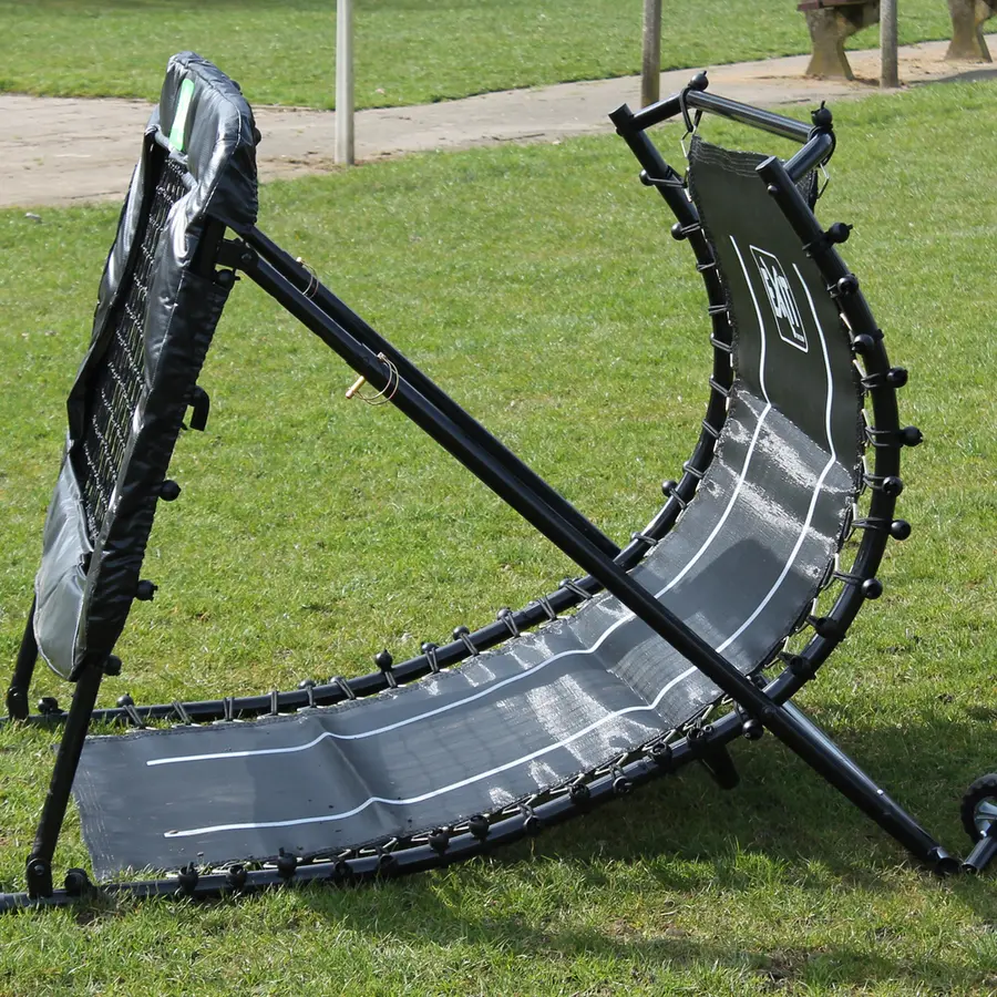 EXIT Kickback Fotball Rebounder 124x90cm | Skudd | Fotballvegg 