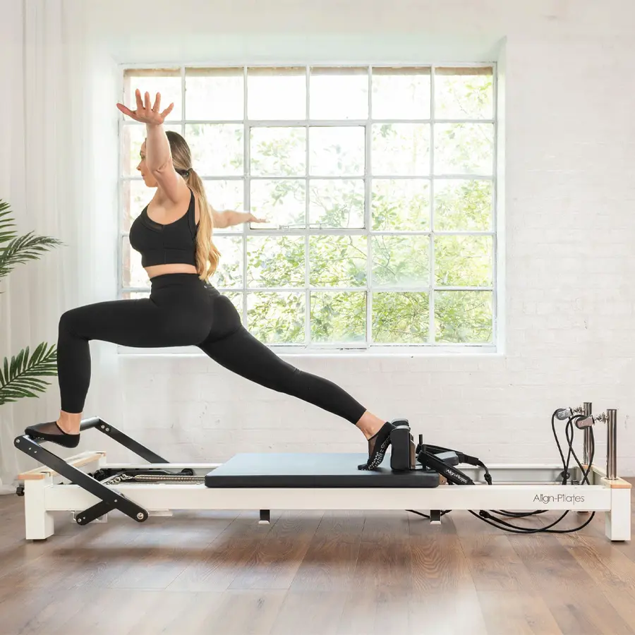 Pilates Reformer C8-S Pro For treningssenter og pilatesstudio 