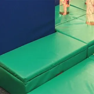 Polstret plattform og sittepute Fås i mange farger | Ftalatfri