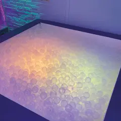 Ballbasseng med vibrasjon/lys 217x217x72,5 cm - med baller